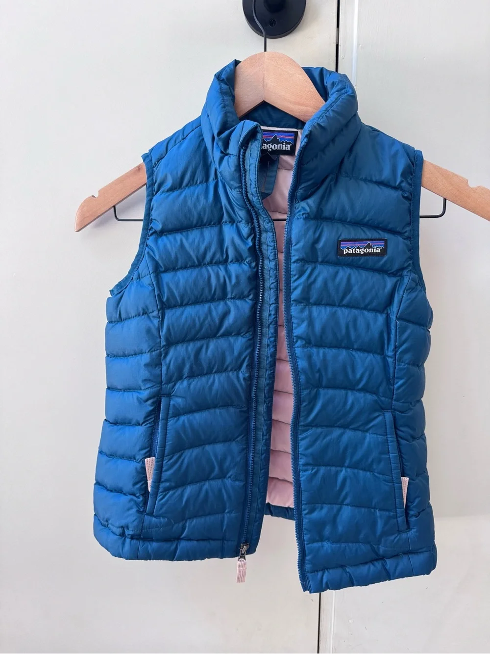 Patagonia Girls' Teal Down Sweater Vest size xs or 5-6
